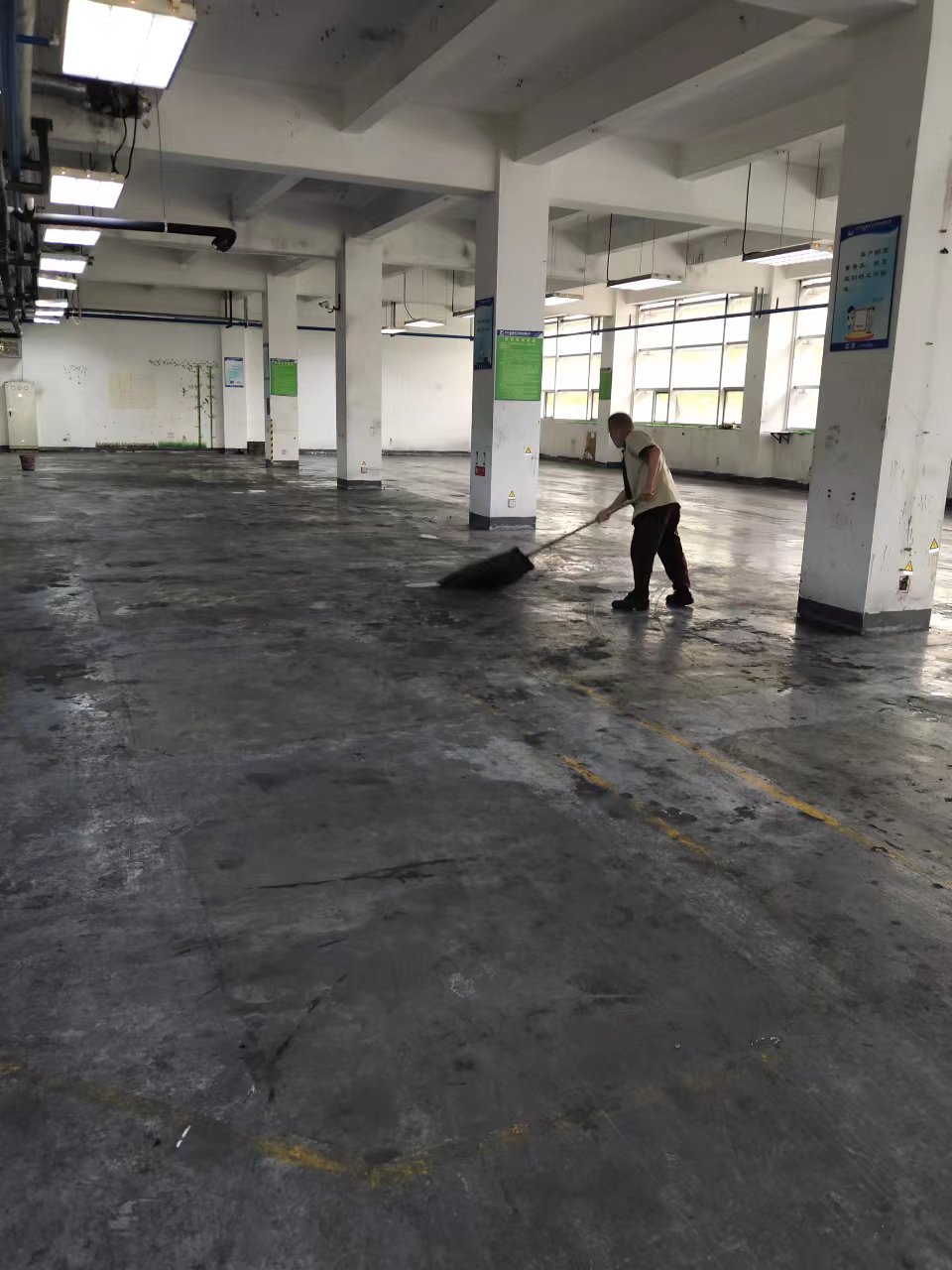 廠房地面清潔 廠房地面清潔